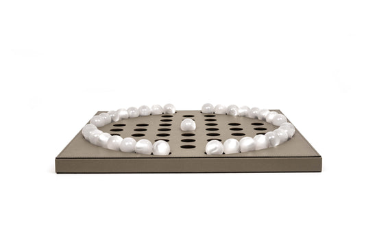 Luxury Leather Solitaire Game – Handcrafted by Pinetti