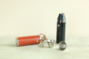 Hunter Flask & Stirrup Cups in Racing Green