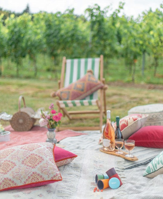 Staying Cool in the Heatwave: Summer Essentials for Relaxing, Entertaining & Making Memories