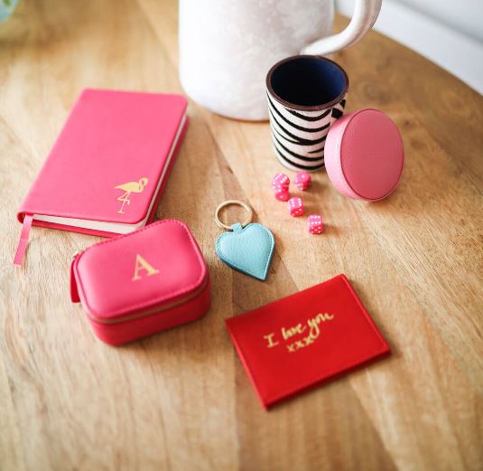21 Cute Mini Gifts - Tiny Gift Ideas for Her
