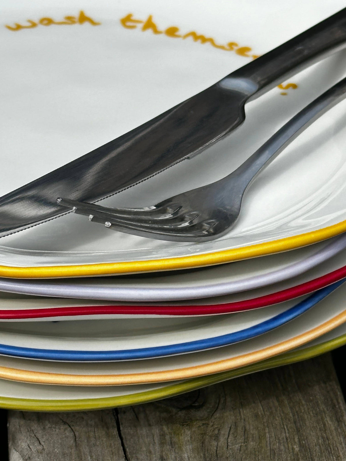 Statement Plate - 'always be polite to the chef.'